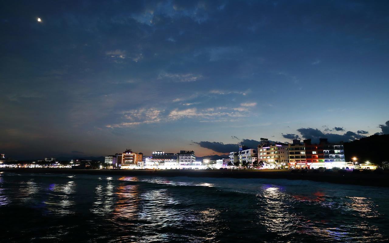 Naksan World Beach Yangyang Exterior photo